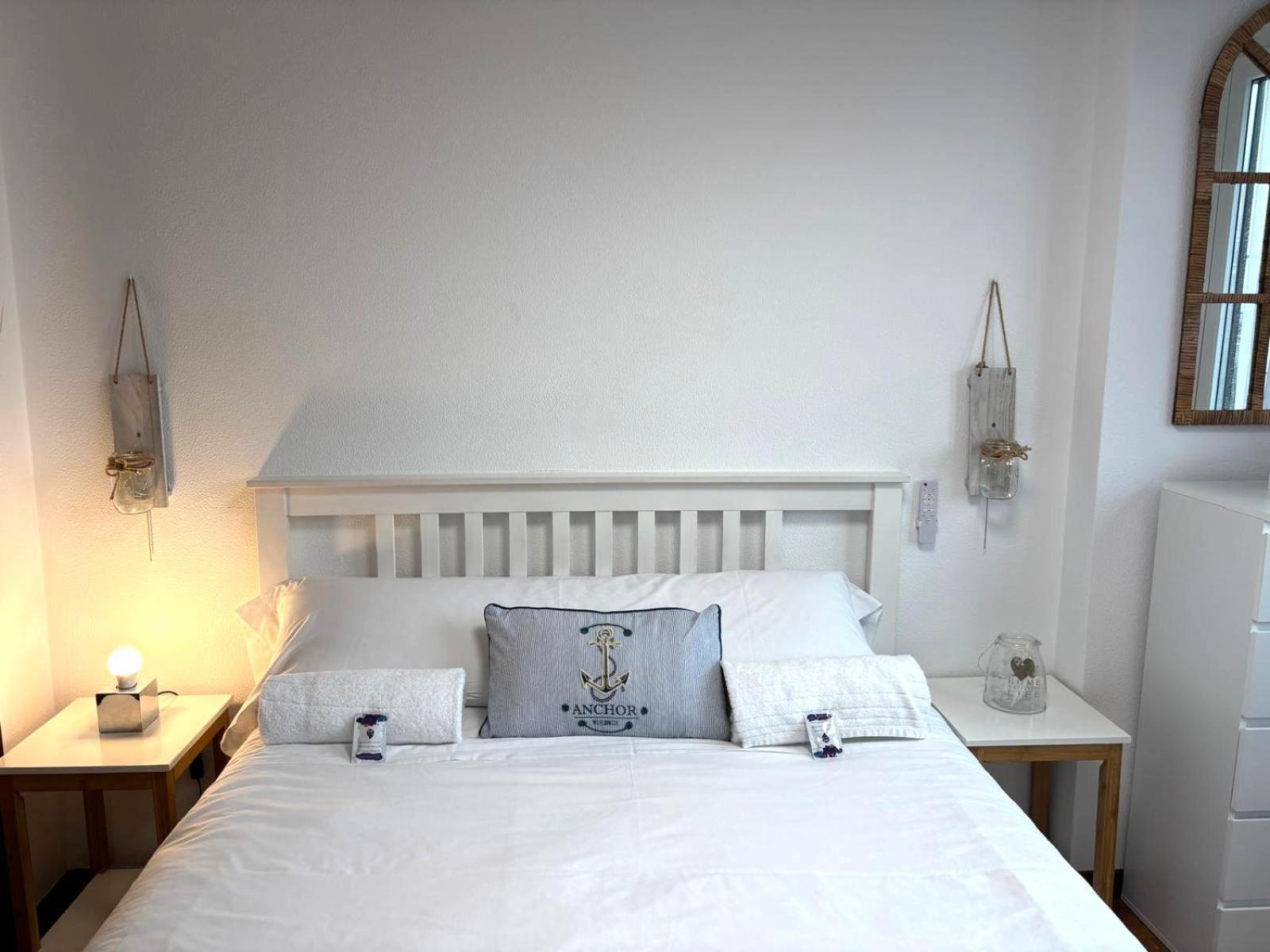 Holibai, Amodino, Agradable Y Hogareno Apto Con Parking, Baiona Buitenkant foto