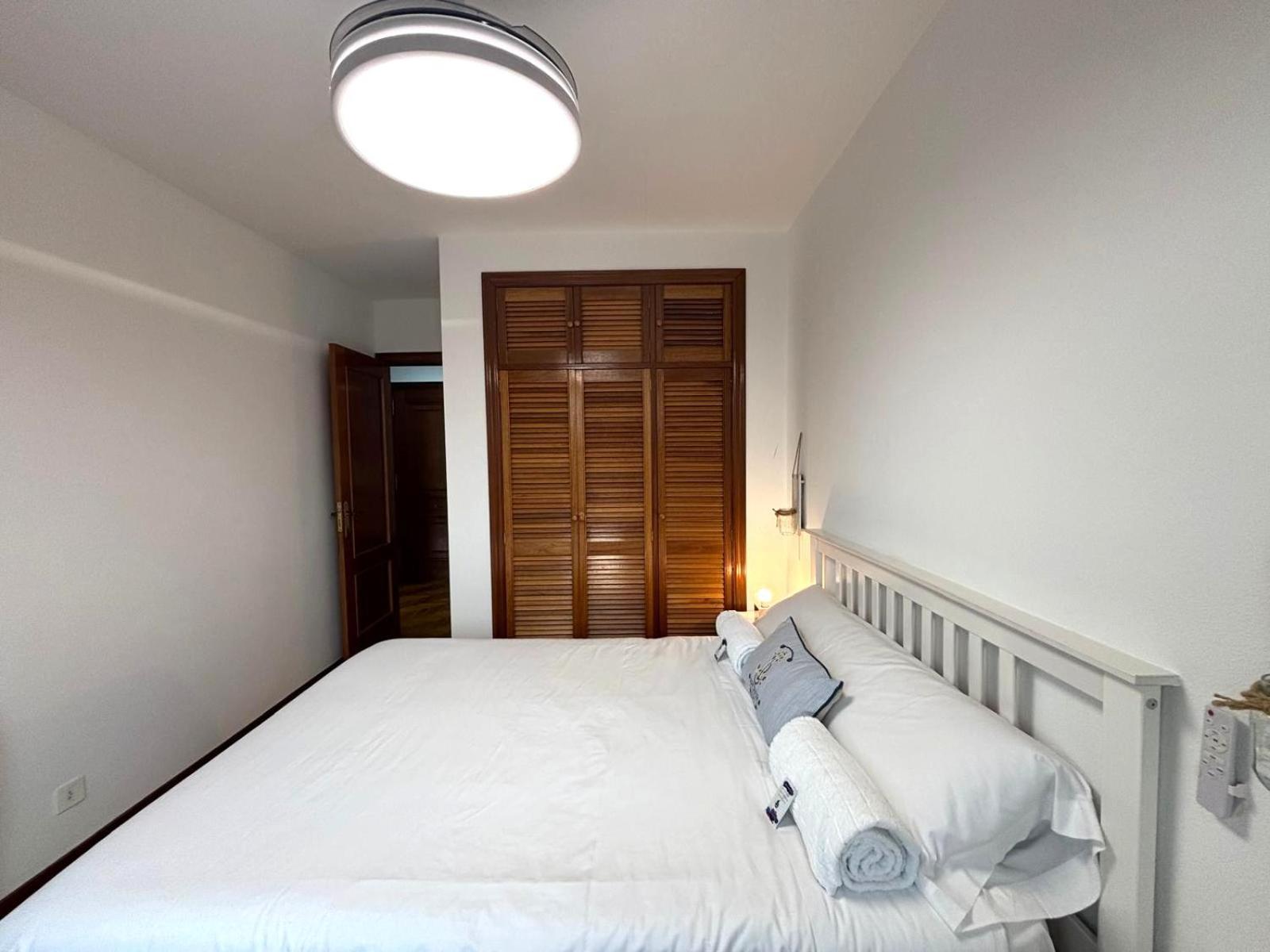 Holibai, Amodino, Agradable Y Hogareno Apto Con Parking, Baiona Buitenkant foto